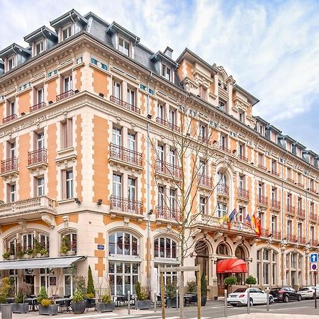Grand Hotel Du Tonneau D'Or แบลฟอร์ ภายนอก รูปภาพ