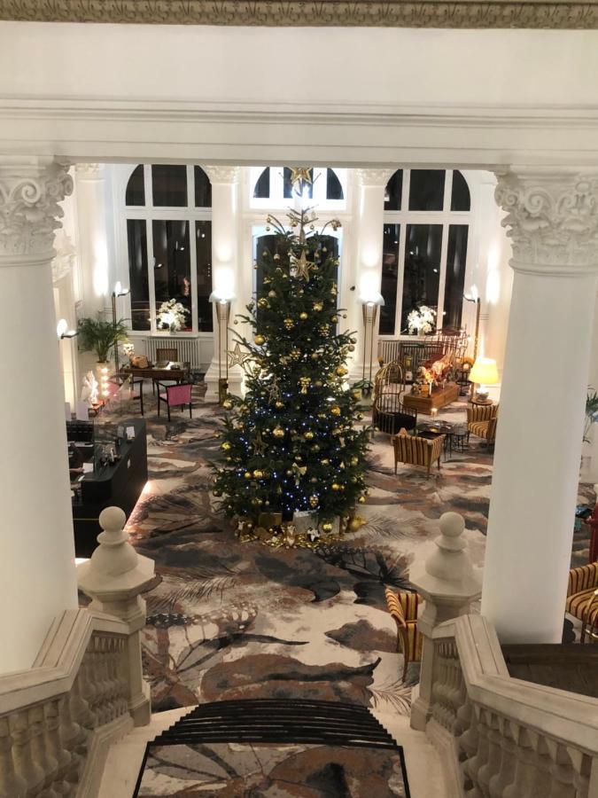Grand Hotel Du Tonneau D'Or แบลฟอร์ ภายนอก รูปภาพ