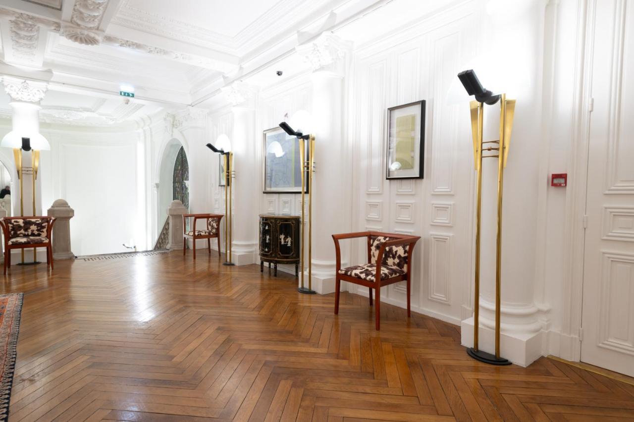 Grand Hotel Du Tonneau D'Or แบลฟอร์ ภายนอก รูปภาพ