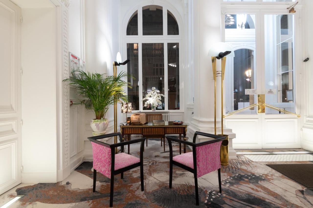 Grand Hotel Du Tonneau D'Or แบลฟอร์ ภายนอก รูปภาพ