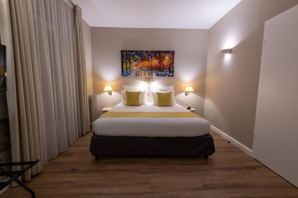 Grand Hotel Du Tonneau D'Or แบลฟอร์ ภายนอก รูปภาพ